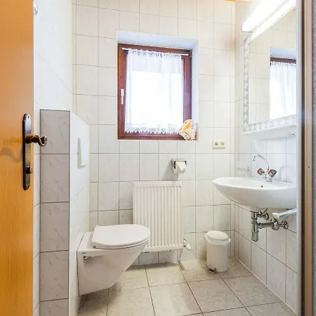 Apartment In Huben Near Slopes Längenfeld